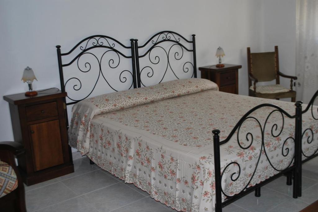 Felline In Bed&Breakfast Dimora Di Charme El Salento Chambre photo