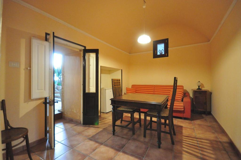 Felline In Bed&Breakfast Dimora Di Charme El Salento Chambre photo