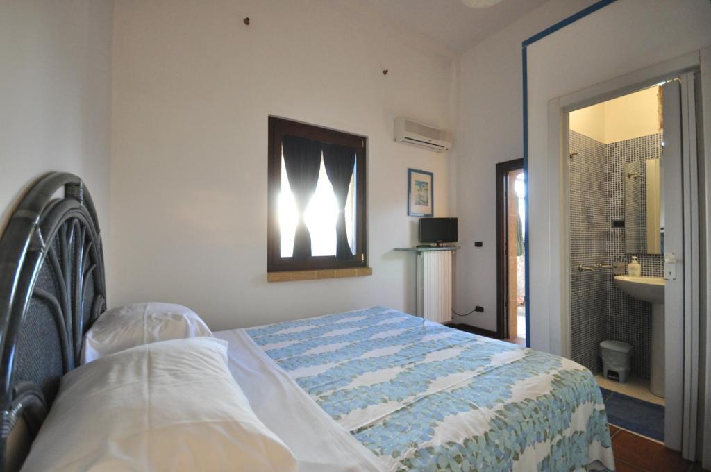 Felline In Bed&Breakfast Dimora Di Charme El Salento Chambre photo